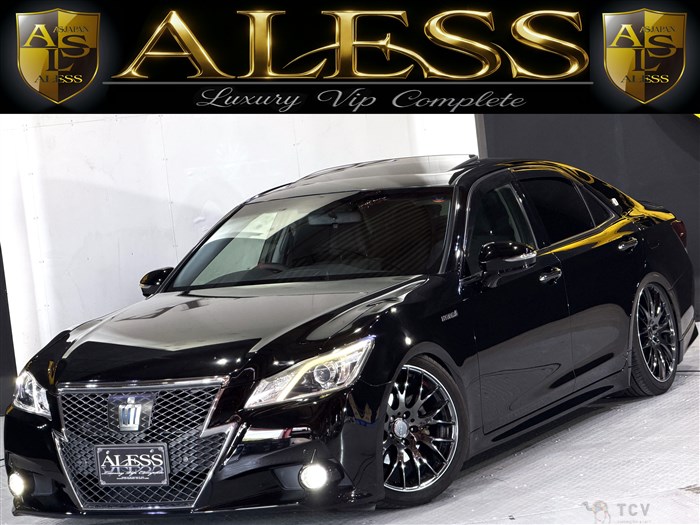 2014 Toyota Crown Hybrid