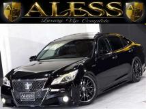 2014 Toyota Crown Hybrid