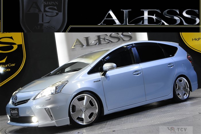 2013 Toyota PRIUS α