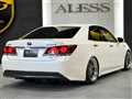 2013 Toyota Crown Hybrid