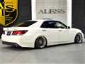 2013 Toyota Crown Royal Series