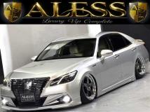2013 Toyota Crown Royal Series