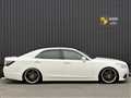 2013 Toyota Crown Royal Series