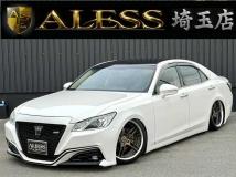 2013 Toyota Crown Royal Series