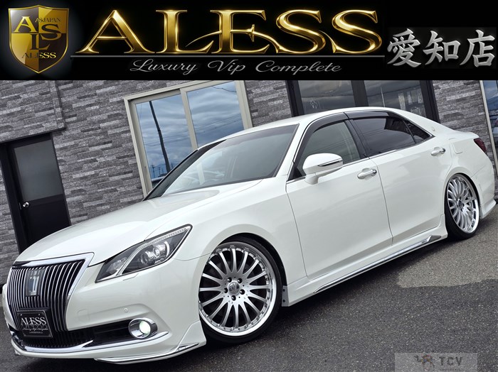 2015 Toyota Crown Majesta