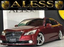 2013 Toyota Crown Royal Series