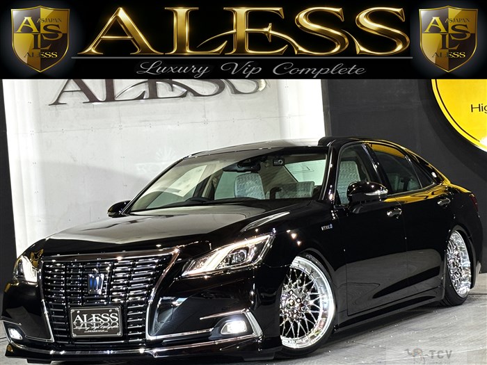 2017 Toyota Crown Royal Series