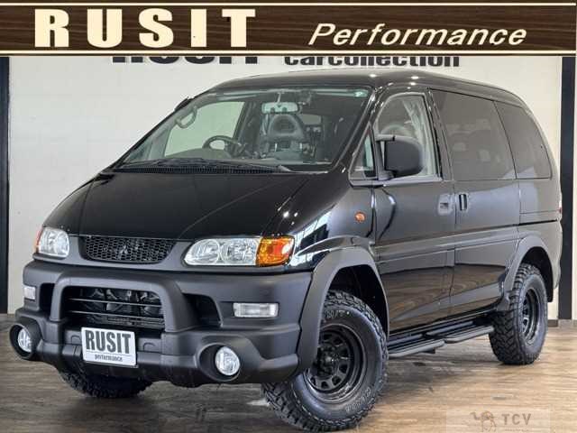 2005 Mitsubishi Delica Spacegear