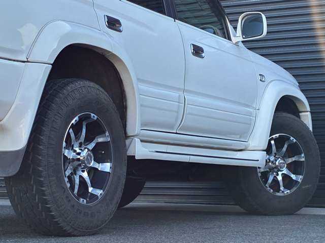 Toyota Hilux Surf 2001 photo 5