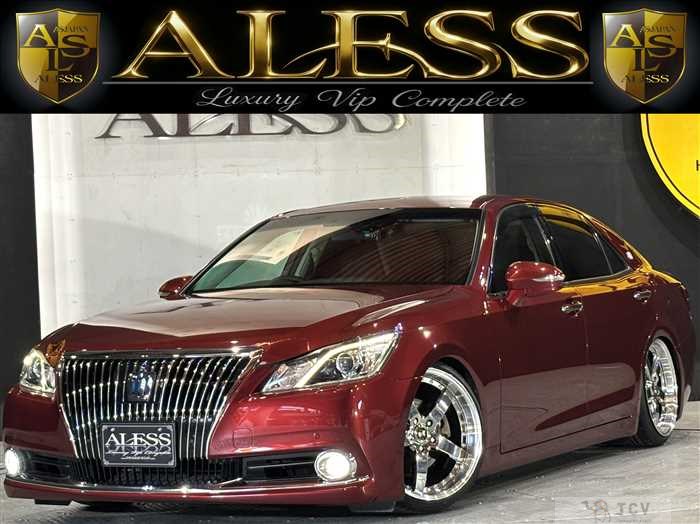 2013 Toyota Crown Royal Series