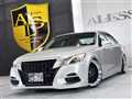 2014 Toyota Crown Hybrid