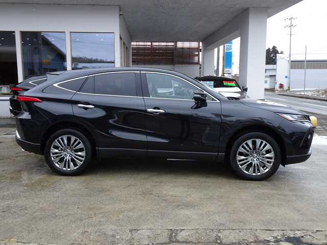 Toyota Harrier 2024 — фото 9 купить в Москве