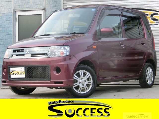 2011 Mitsubishi Toppo