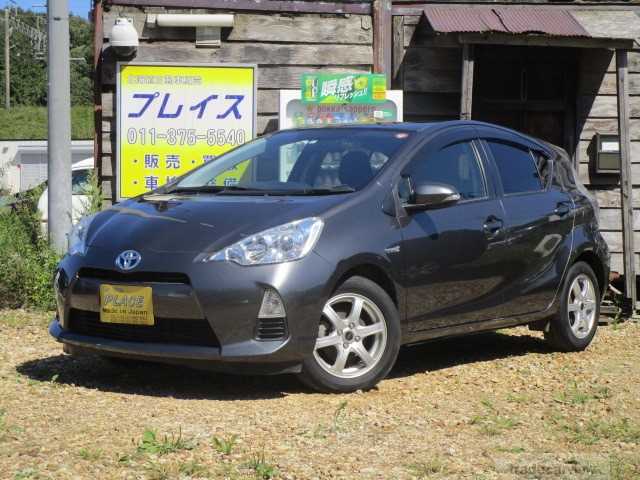 2012 Toyota AQUA