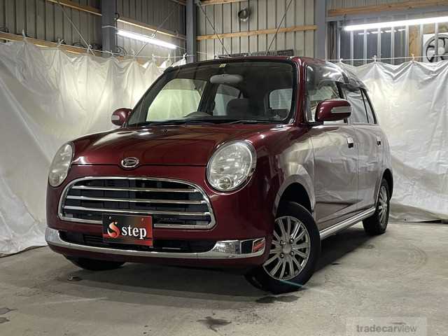 2005 Daihatsu Miragino