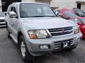 2000 Mitsubishi Pajero