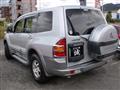 2000 Mitsubishi Pajero