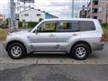 2000 Mitsubishi Pajero
