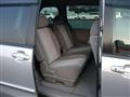 2002 Mazda MPV