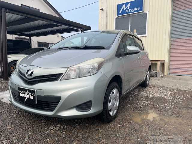 2011 Toyota Vitz