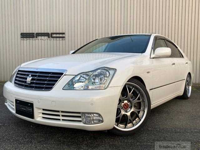 2004 Toyota Crown