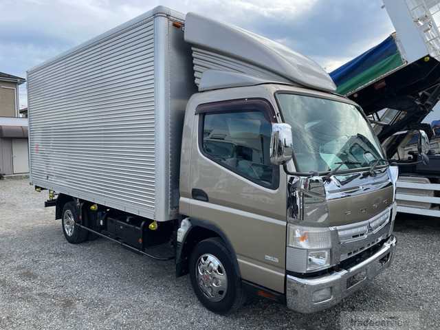 2016 Mitsubishi Canter