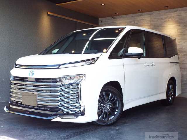 2023 Toyota Voxy