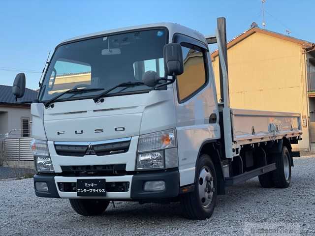2018 Mitsubishi Canter