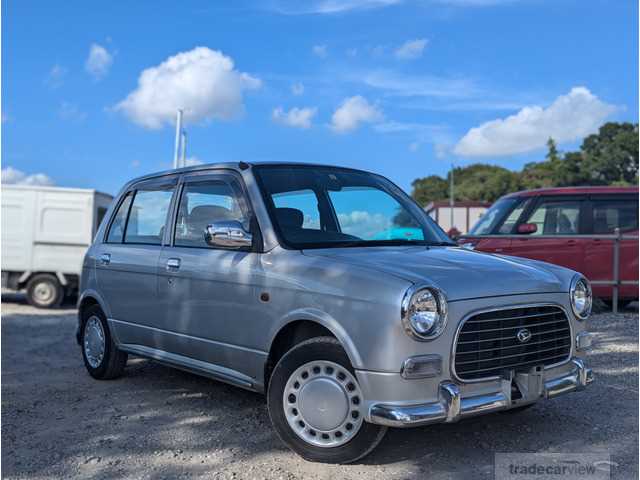 1999 Daihatsu Miragino