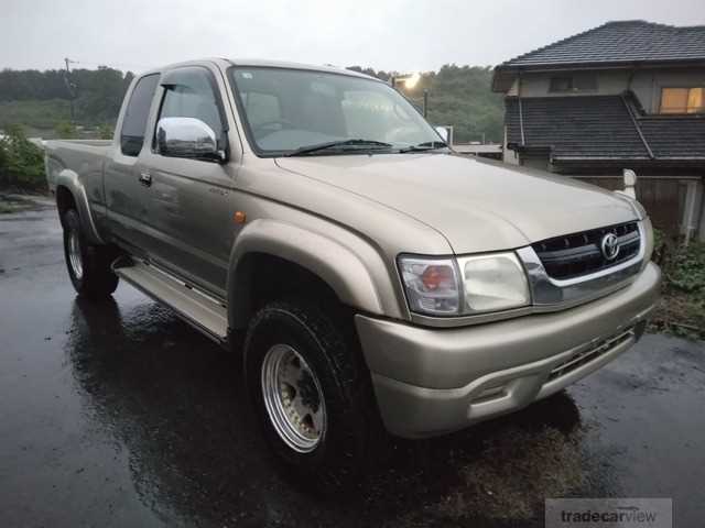 2004 Toyota Hilux