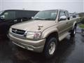 2004 Toyota Hilux