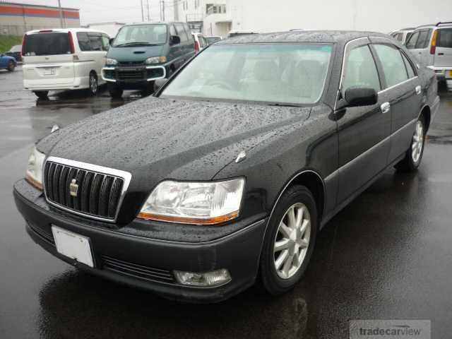 2000 Toyota Crown Majesta