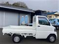 2009 Mitsubishi Minicab Truck