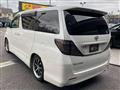 2010 Toyota Vellfire