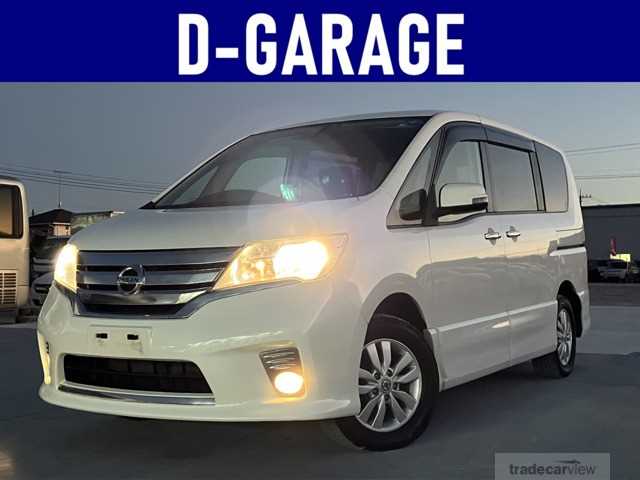2013 Nissan Serena