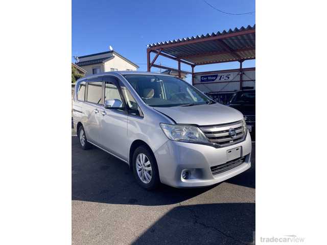 2011 Nissan Serena