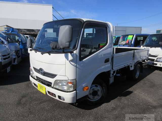 2013 Hino Dutro