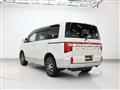 2019 Mitsubishi Delica D5
