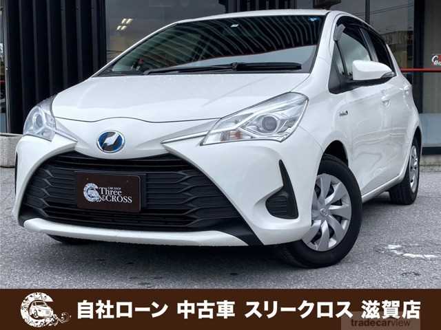 2017 Toyota Vitz
