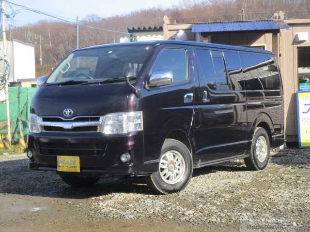 2013 Toyota Regiusace Van