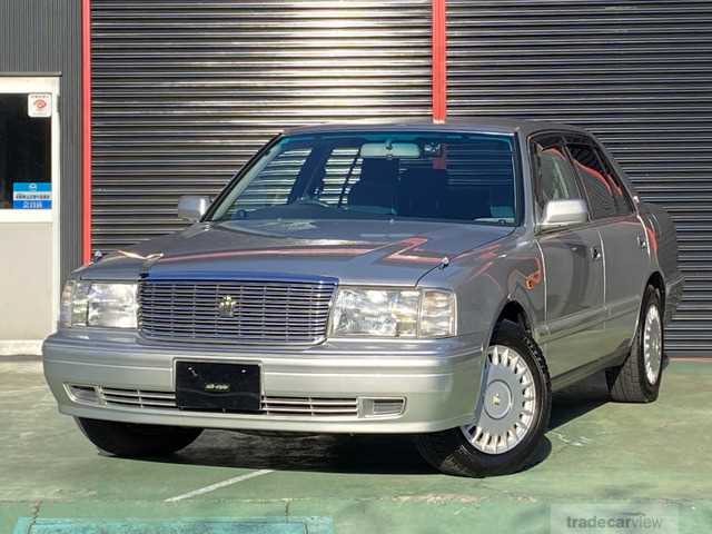2003 Toyota Crown Sedan