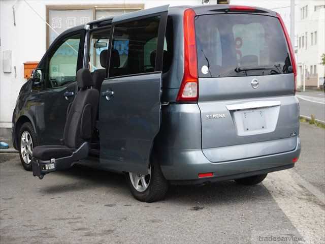 2009 Nissan Serena