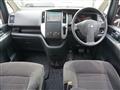 2009 Nissan Serena