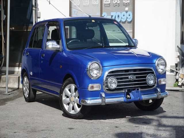 2004 Daihatsu Miragino