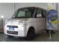 2010 Daihatsu Tanto