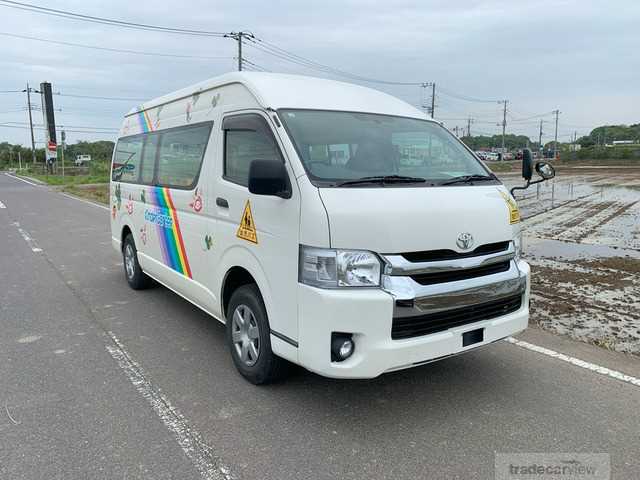 2007 Toyota Hiace Commuter