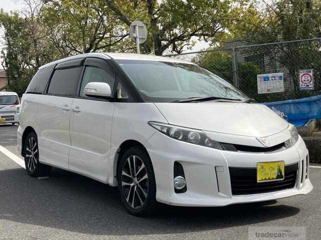2013 Toyota Estima