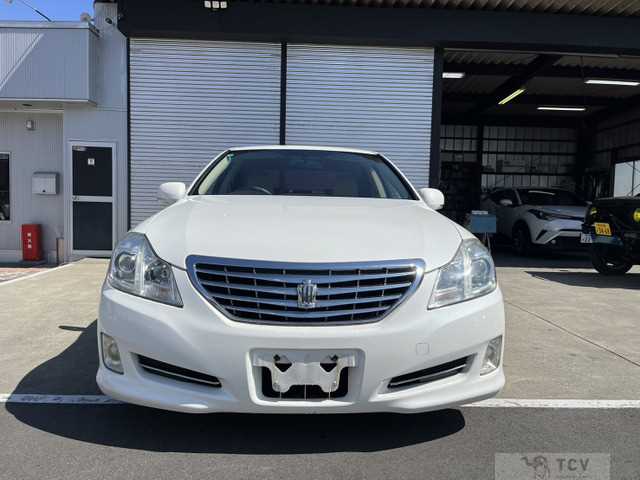 2008 Toyota Crown