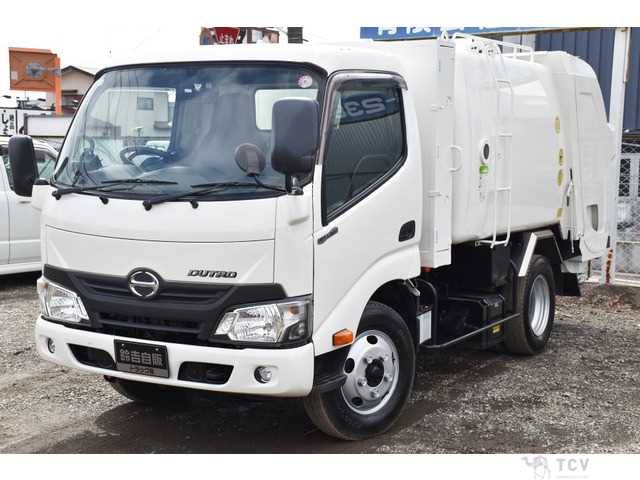 2017 Hino Dutro
