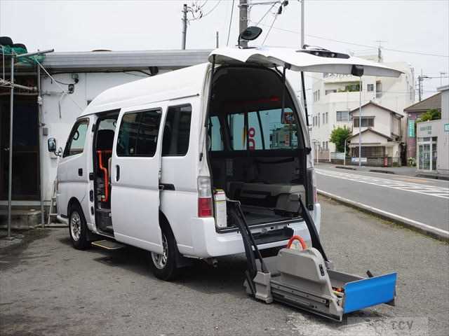 2009 Nissan Caravan Van